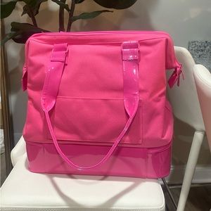 Barbie pink mini weekender bag Beis